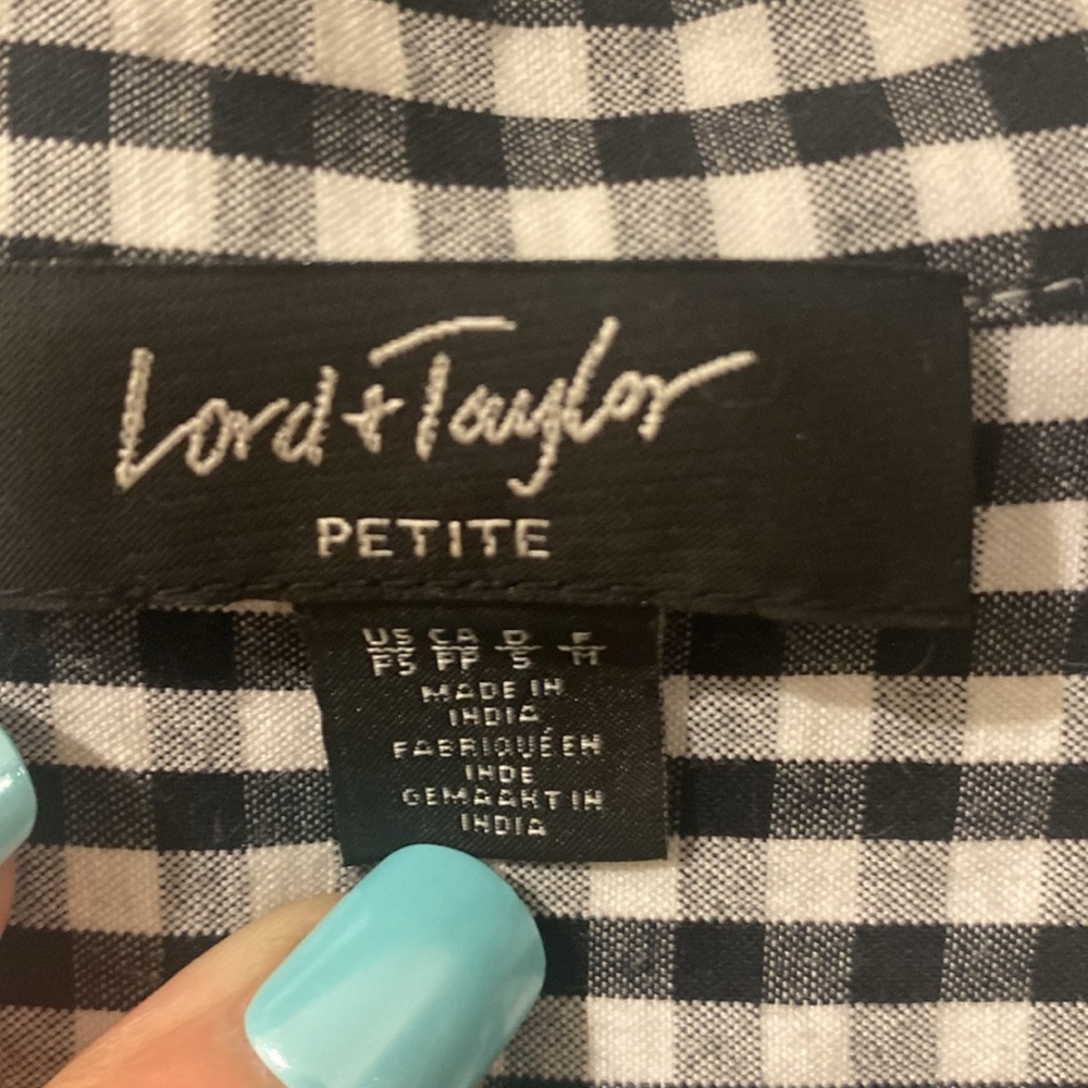 Lord and Taylor gingham shirt dress in petite small. - Picture 8 of 8